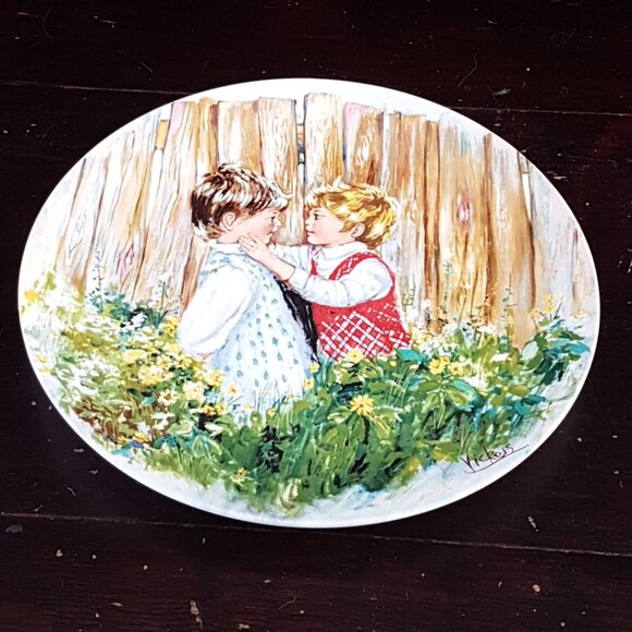 Wedgwood Be My Friend of My Memories Series by Mary Vickers First Issue - Picture 6 of 7